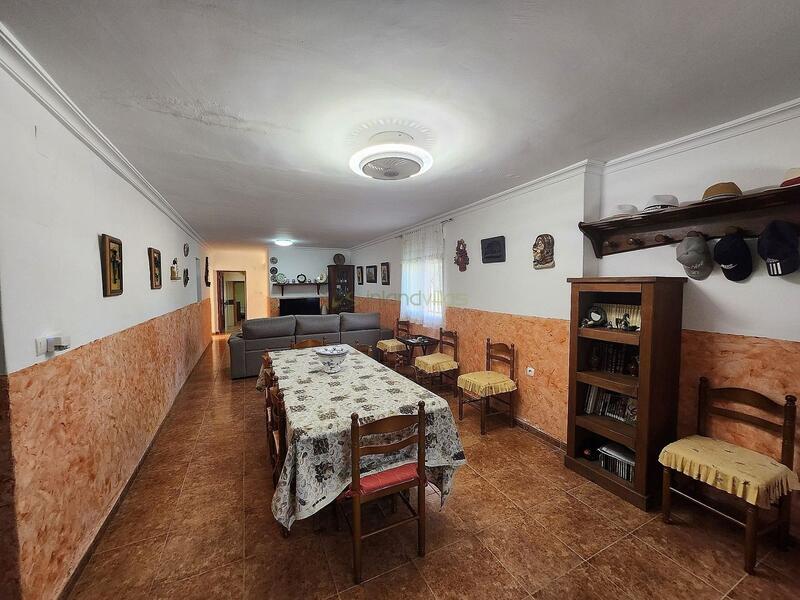 7 Cuarto Villa en venta