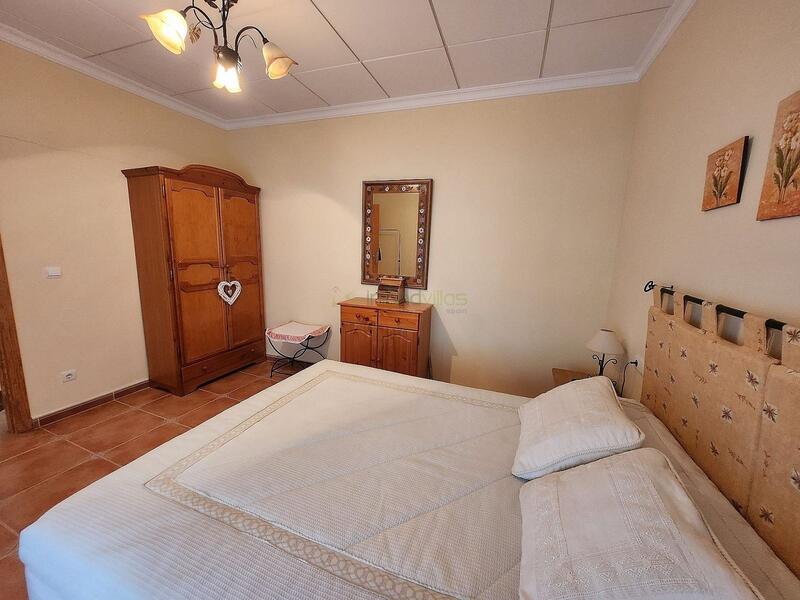 7 Cuarto Villa en venta