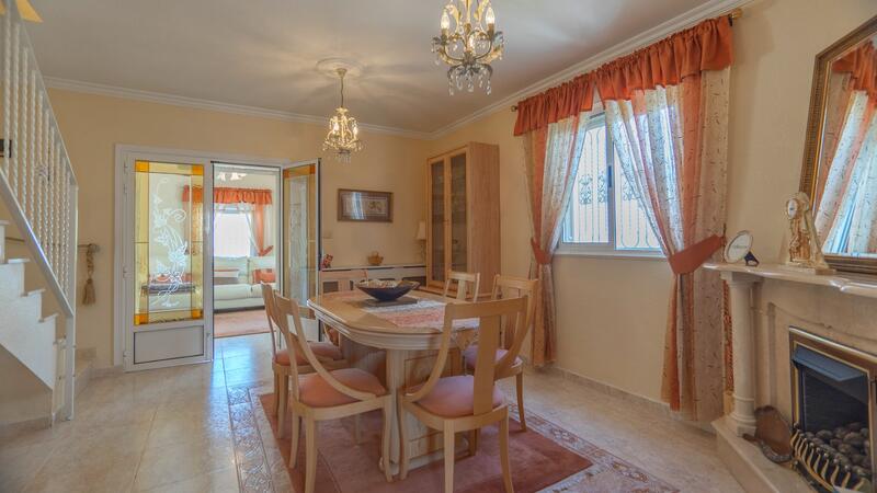 4 slaapkamer Villa Te koop