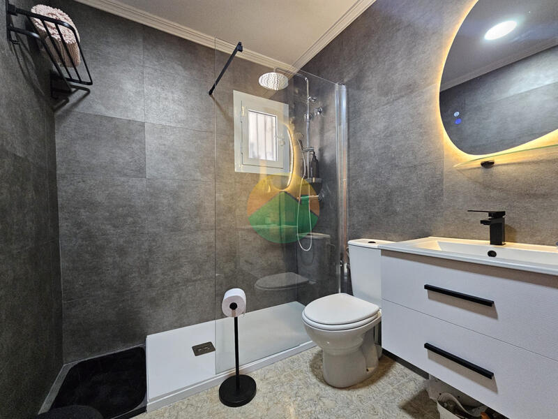 2 Cuarto Villa en venta