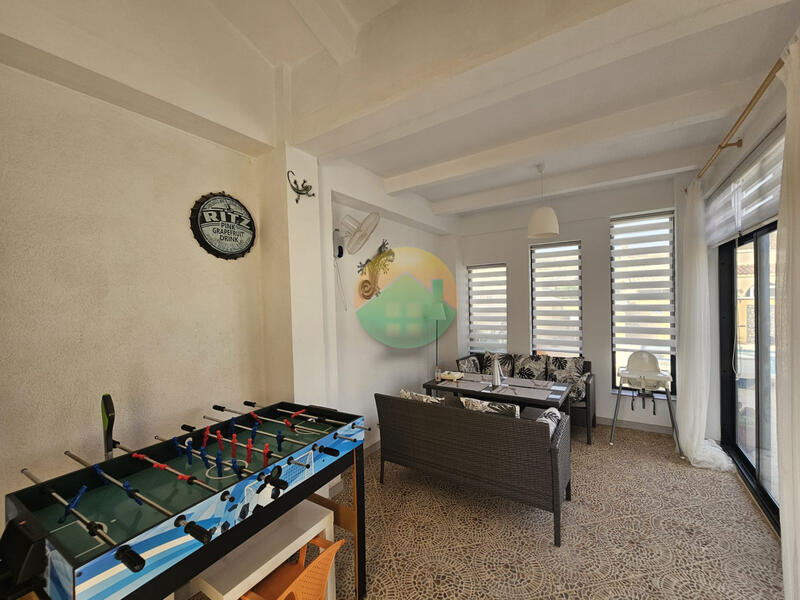 2 Cuarto Villa en venta