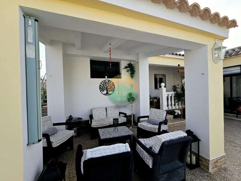2 Cuarto Villa en venta