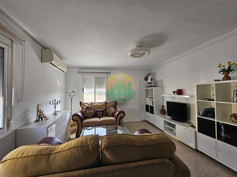 2 Cuarto Villa en venta