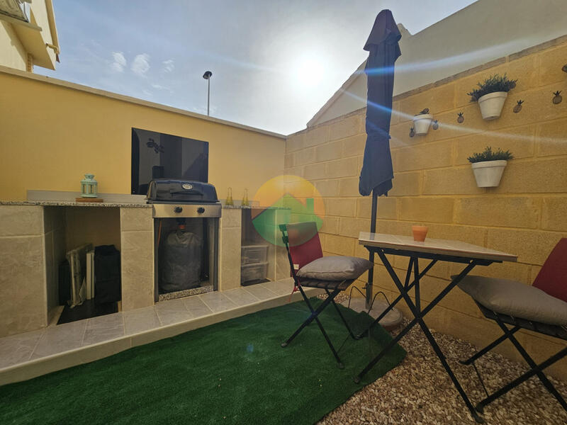 2 Cuarto Villa en venta