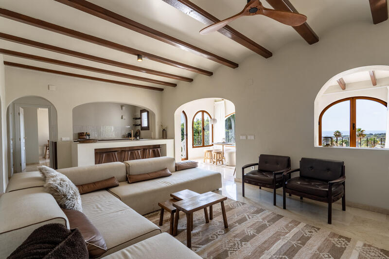 4 slaapkamer Villa Te koop