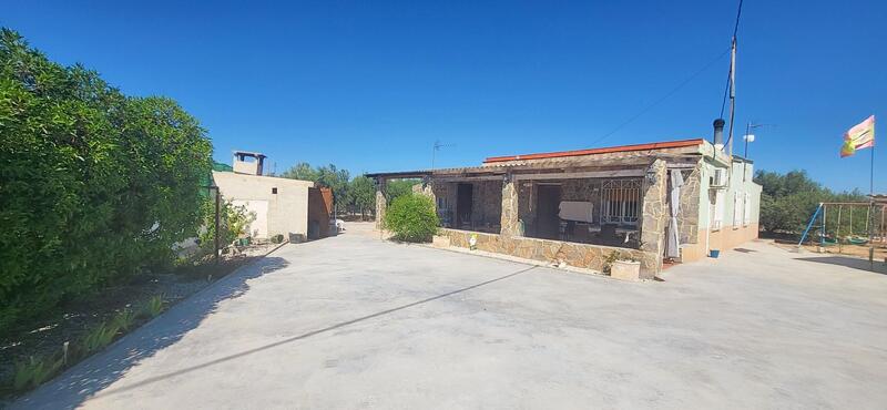 Villa en venta en Aspe, Alicante