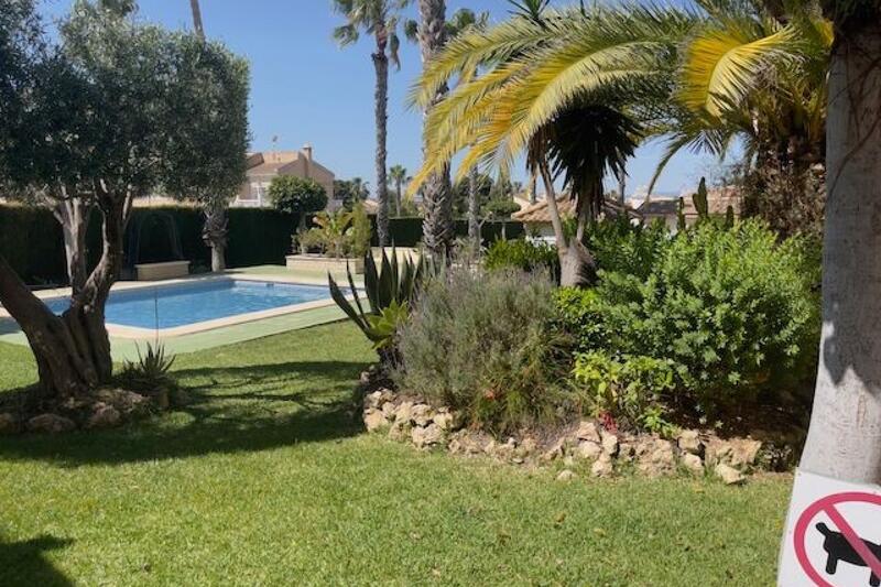 2 bedroom Townhouse for sale