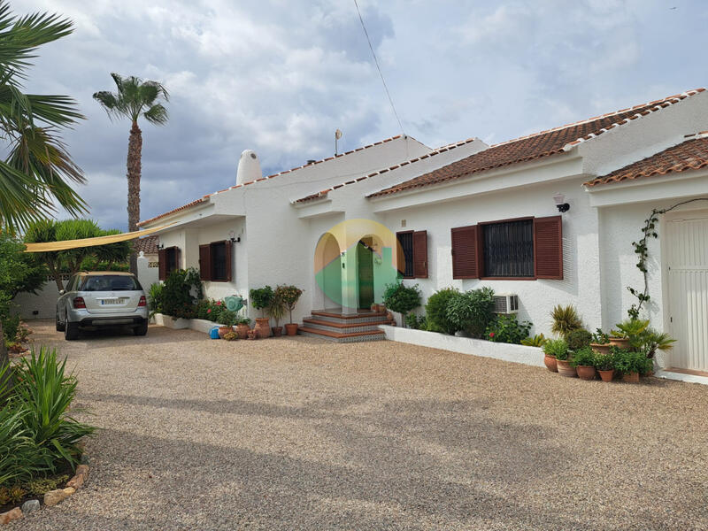 4 chambre Villa à vendre