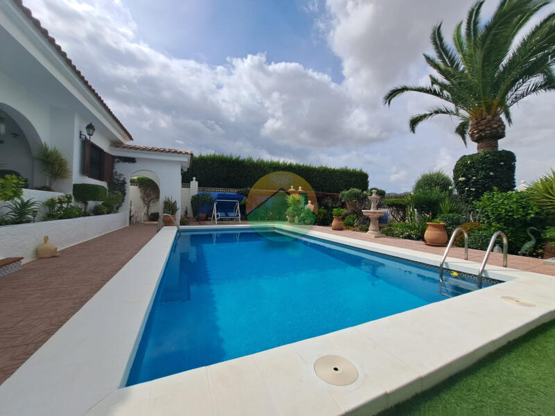 4 chambre Villa à vendre