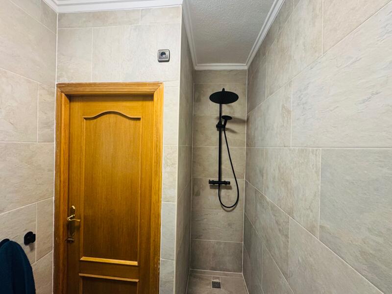 2 спальная комната вилла продается