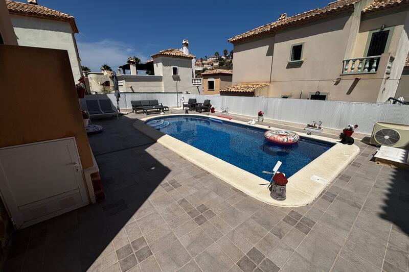 3 bedroom Villa for sale