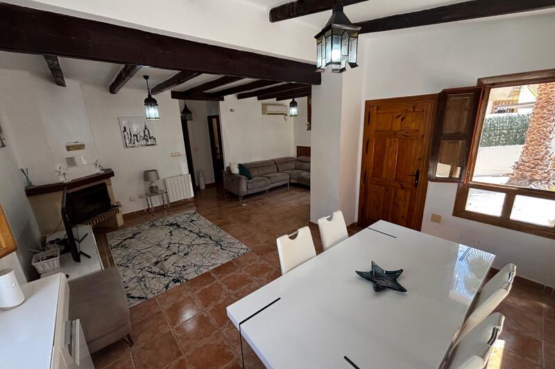 3 bedroom Villa for sale