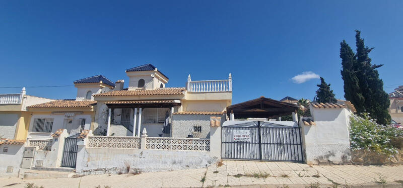 2 Cuarto Villa en venta
