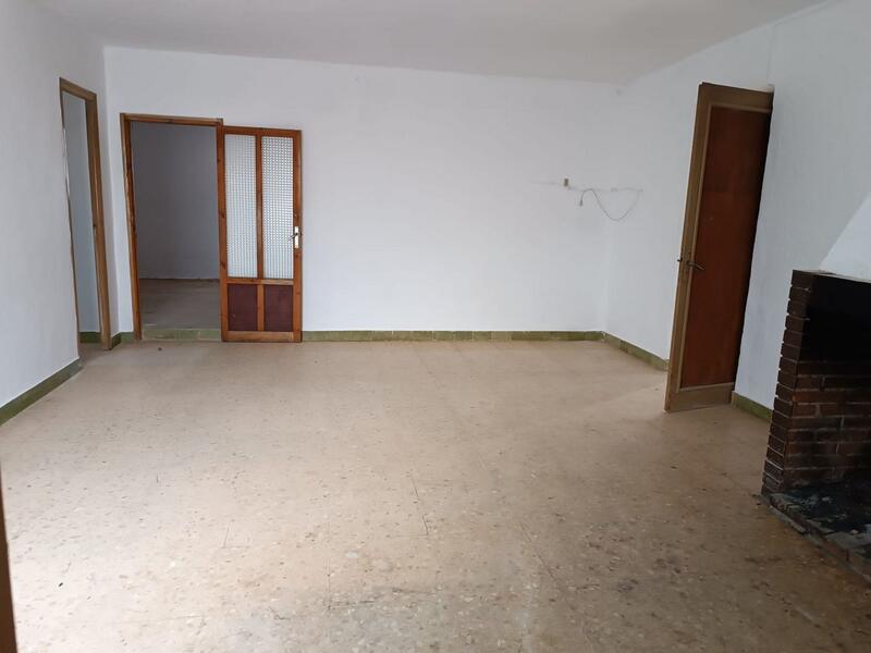 5 bedroom Country House for sale