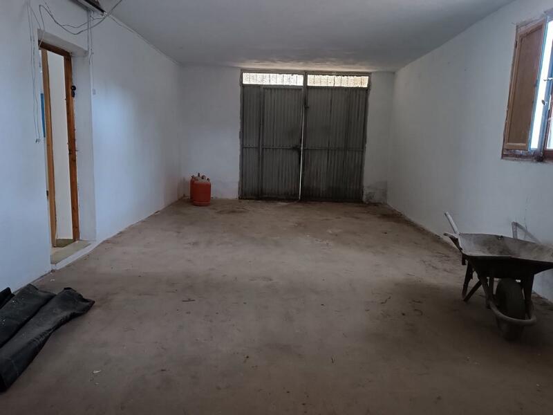 5 bedroom Country House for sale