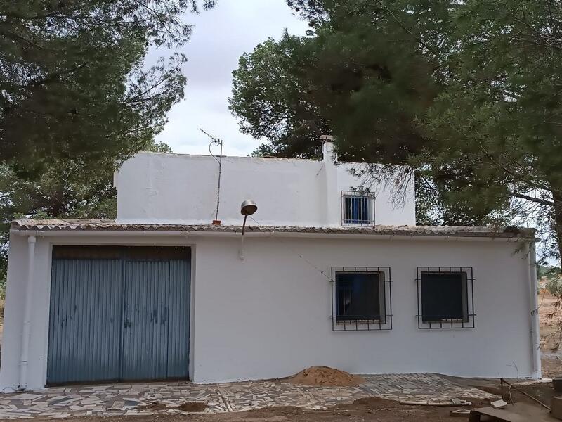 5 bedroom Country House for sale