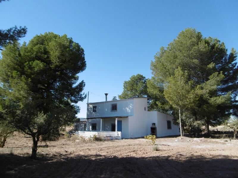 5 bedroom Country House for sale