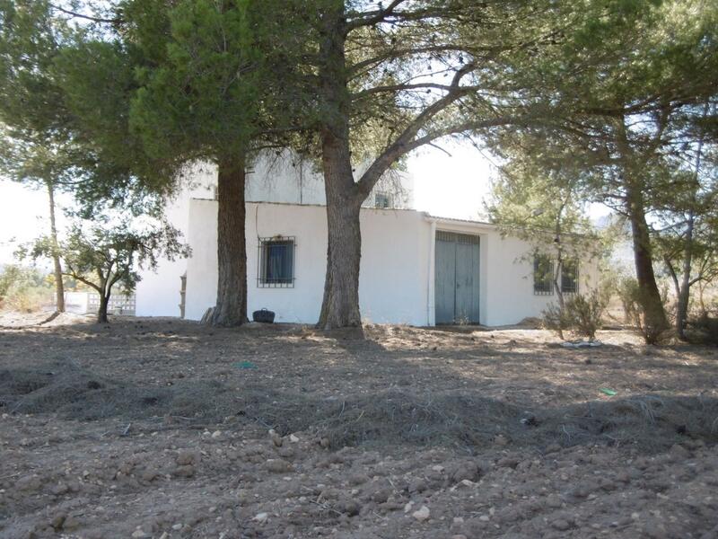 5 bedroom Country House for sale