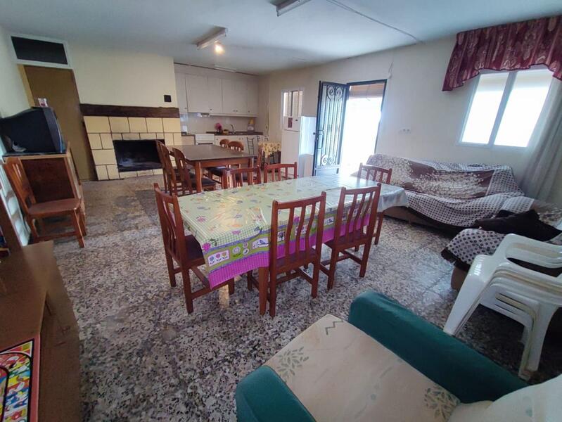 2 Cuarto Casa de Campo en venta