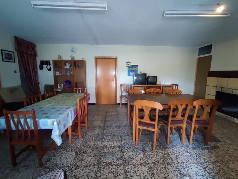 2 Cuarto Casa de Campo en venta