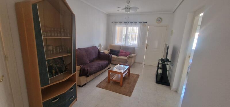2 Schlafzimmer Stadthaus zu verkaufen