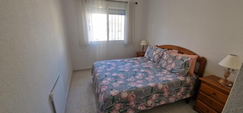 2 Schlafzimmer Stadthaus zu verkaufen