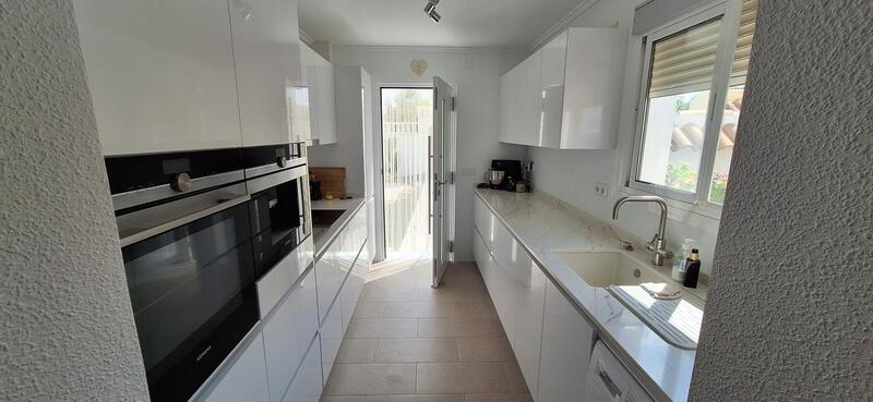 4 slaapkamer Villa Te koop
