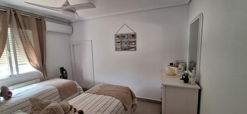 4 slaapkamer Villa Te koop