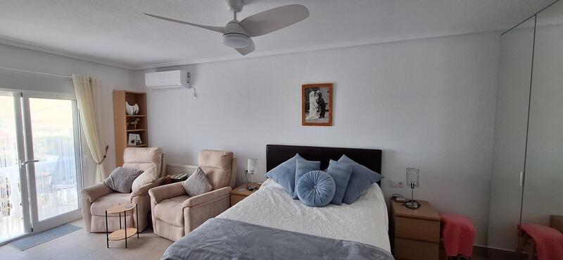 4 slaapkamer Villa Te koop