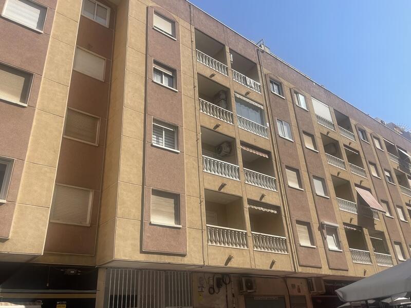 Lejlighed til salg i Torrevieja, Alicante