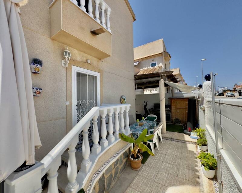 3 Cuarto Villa en venta