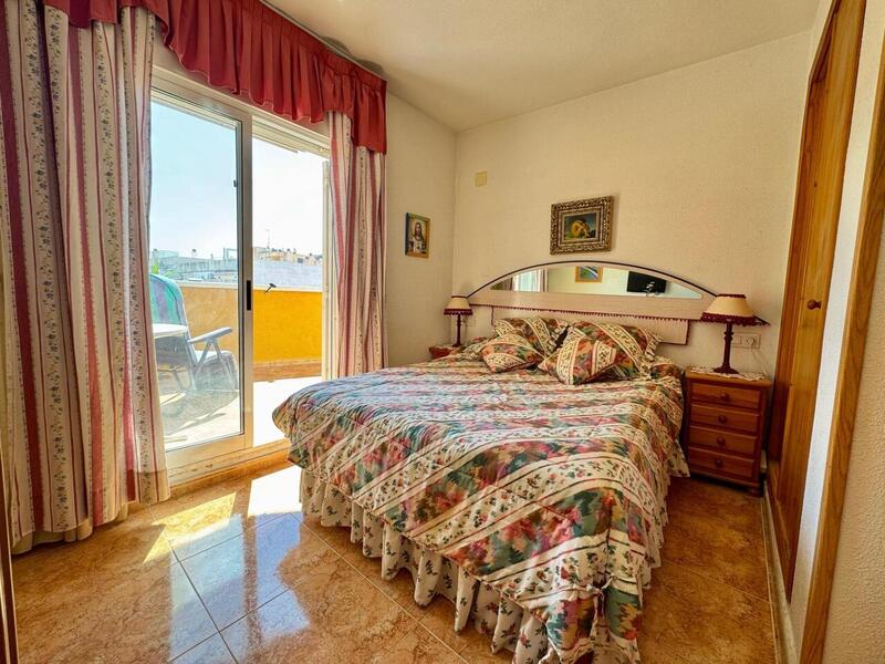 2 slaapkamer Appartement Te koop