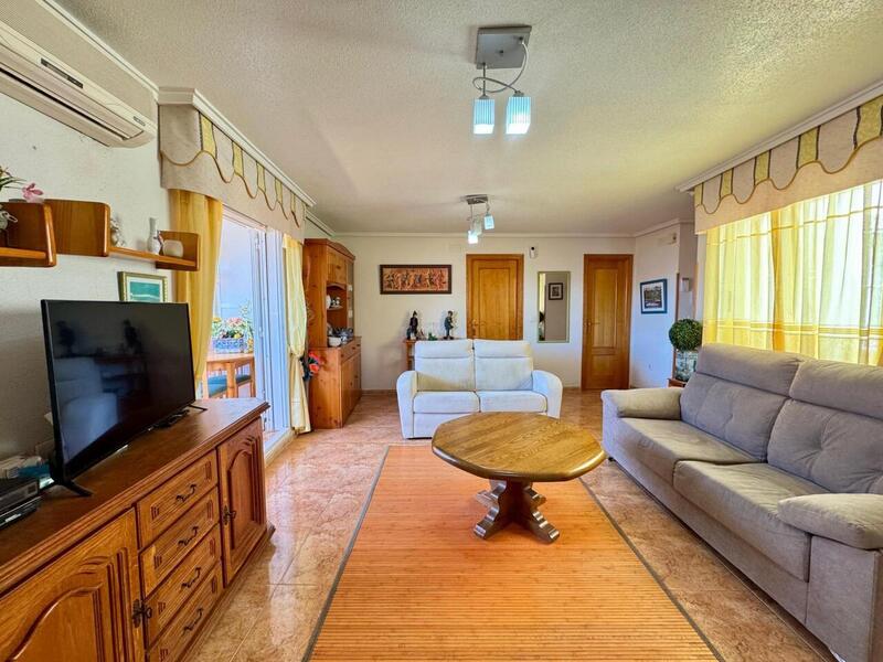 2 slaapkamer Appartement Te koop