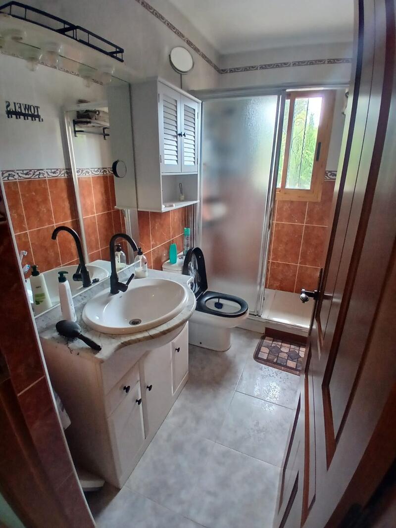 2 спальная комната вилла продается