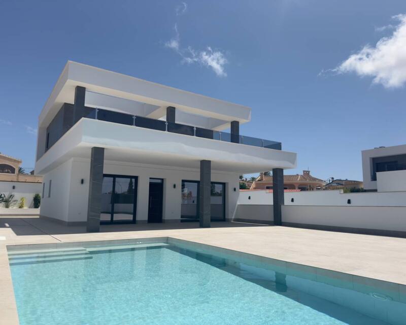 Villa til salg i Ciudad Quesada, Alicante