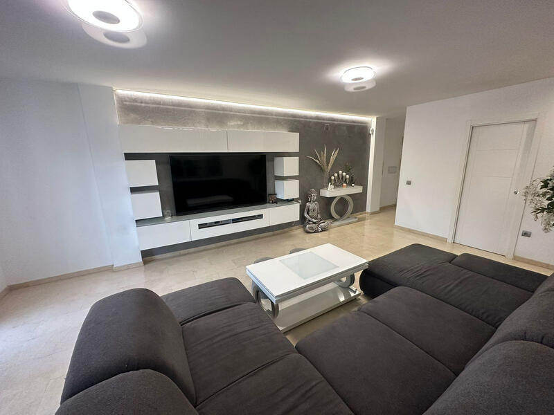 3 slaapkamer Appartement Te koop