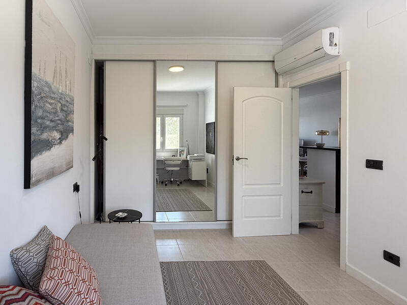 2 slaapkamer Appartement Te koop