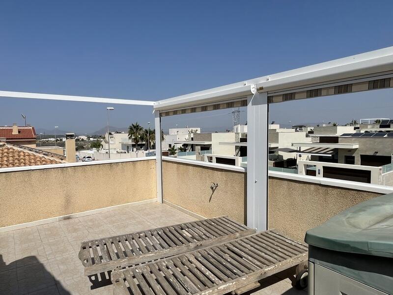 4 Cuarto Villa en venta