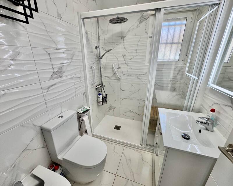 2 Schlafzimmer Villa zu verkaufen