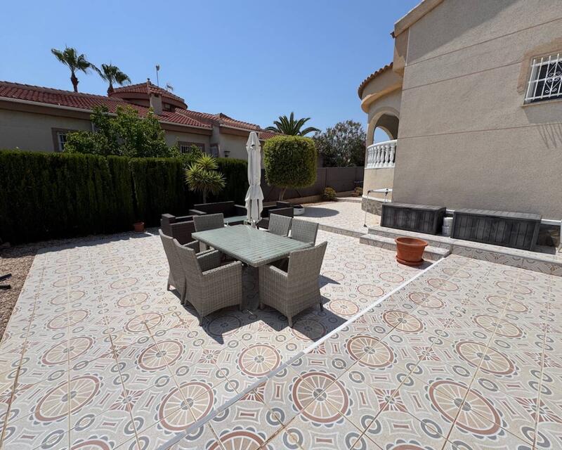 2 Schlafzimmer Villa zu verkaufen