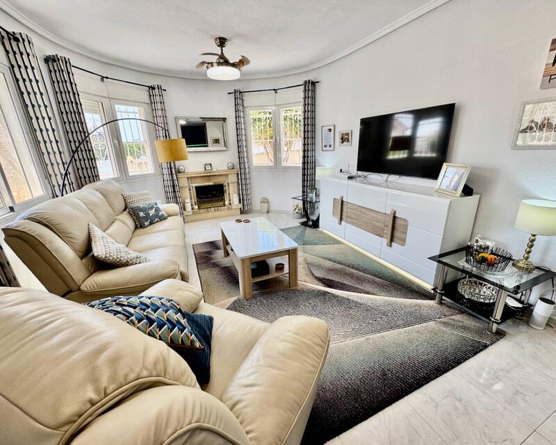 2 Schlafzimmer Villa zu verkaufen