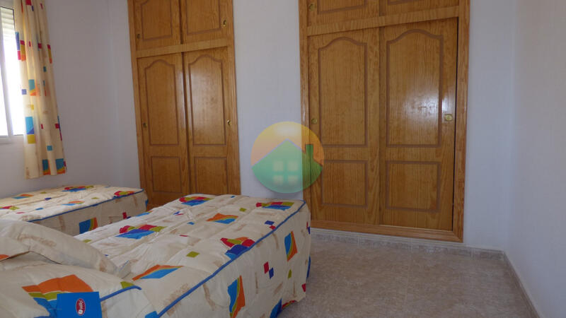 2 Cuarto Villa en venta