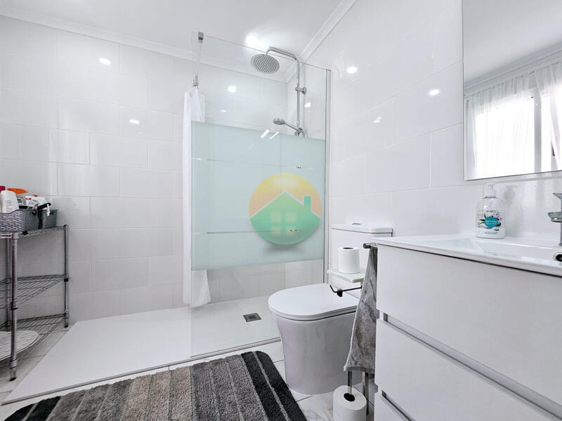 3 Cuarto Adosado en venta