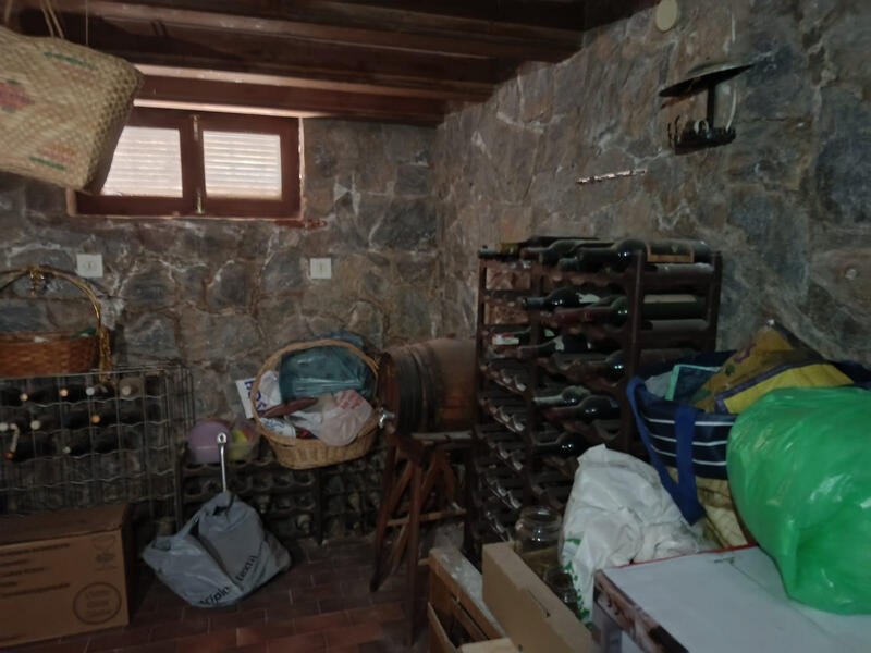 8 bedroom Country House for sale