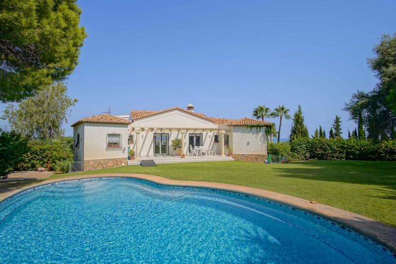 Villa zu verkaufen in Denia, Alicante