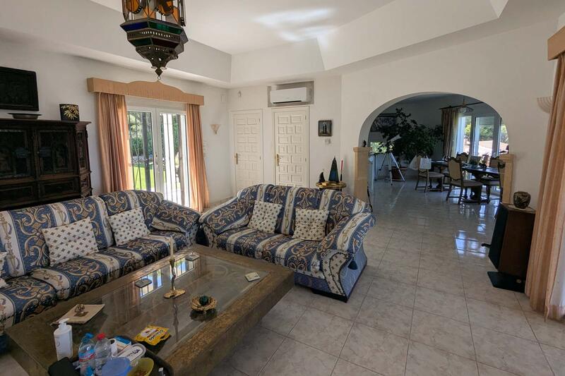 4 sovrum Villa till salu