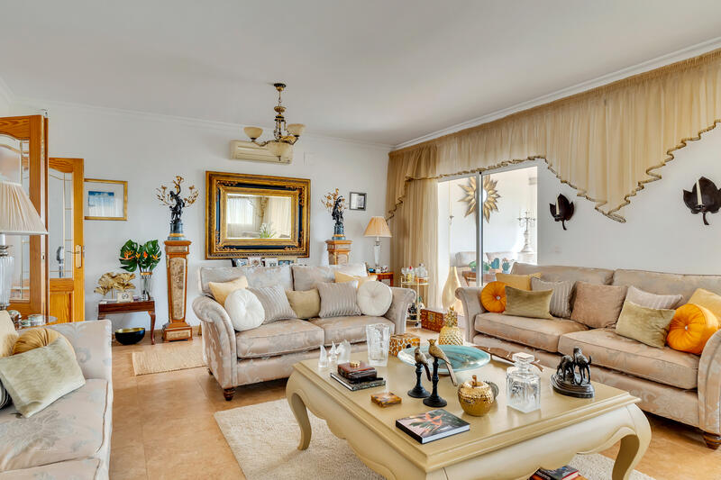 5 soveværelse Villa til salg