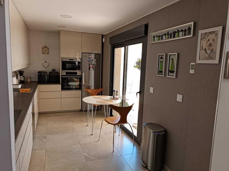 2 Cuarto Villa en venta