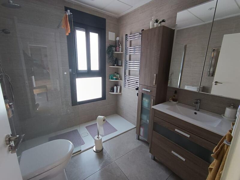 2 Cuarto Villa en venta