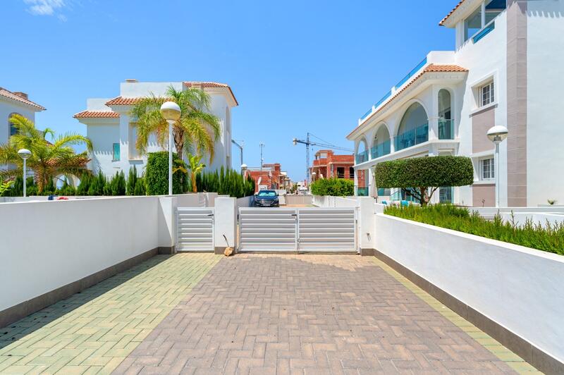 3 bedroom Villa for sale